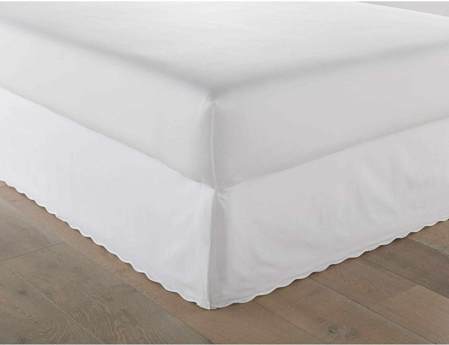 81R44hYaqEL._AC_SL1500_.jpg Cotton Tailored Bed Skirt White Split Corners - Image 1